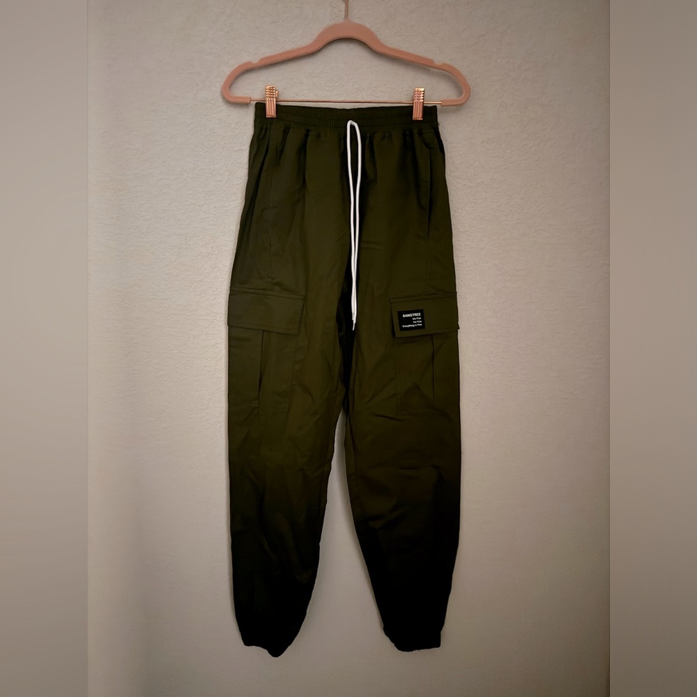 Cargo pants